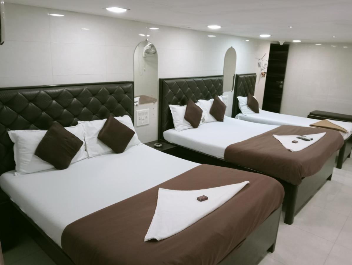 Hotel Qamar Mumbai Kültér fotó