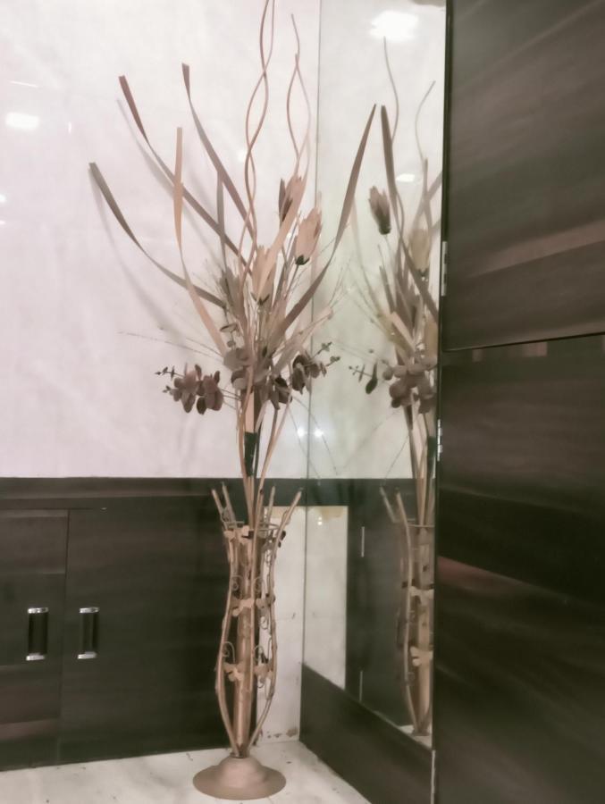 Hotel Qamar Mumbai Kültér fotó